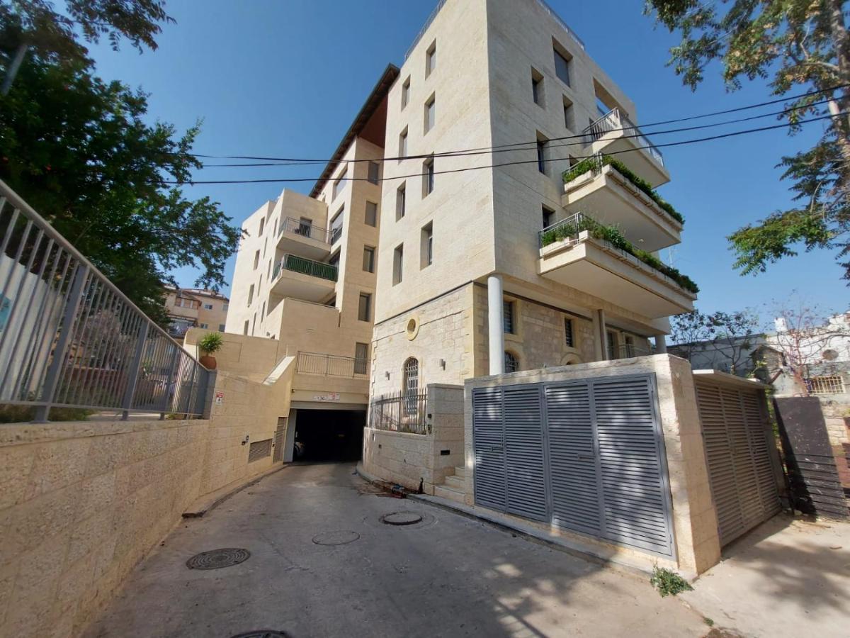 The Haneviim Suites - Isrentals Jerusalem Exterior photo