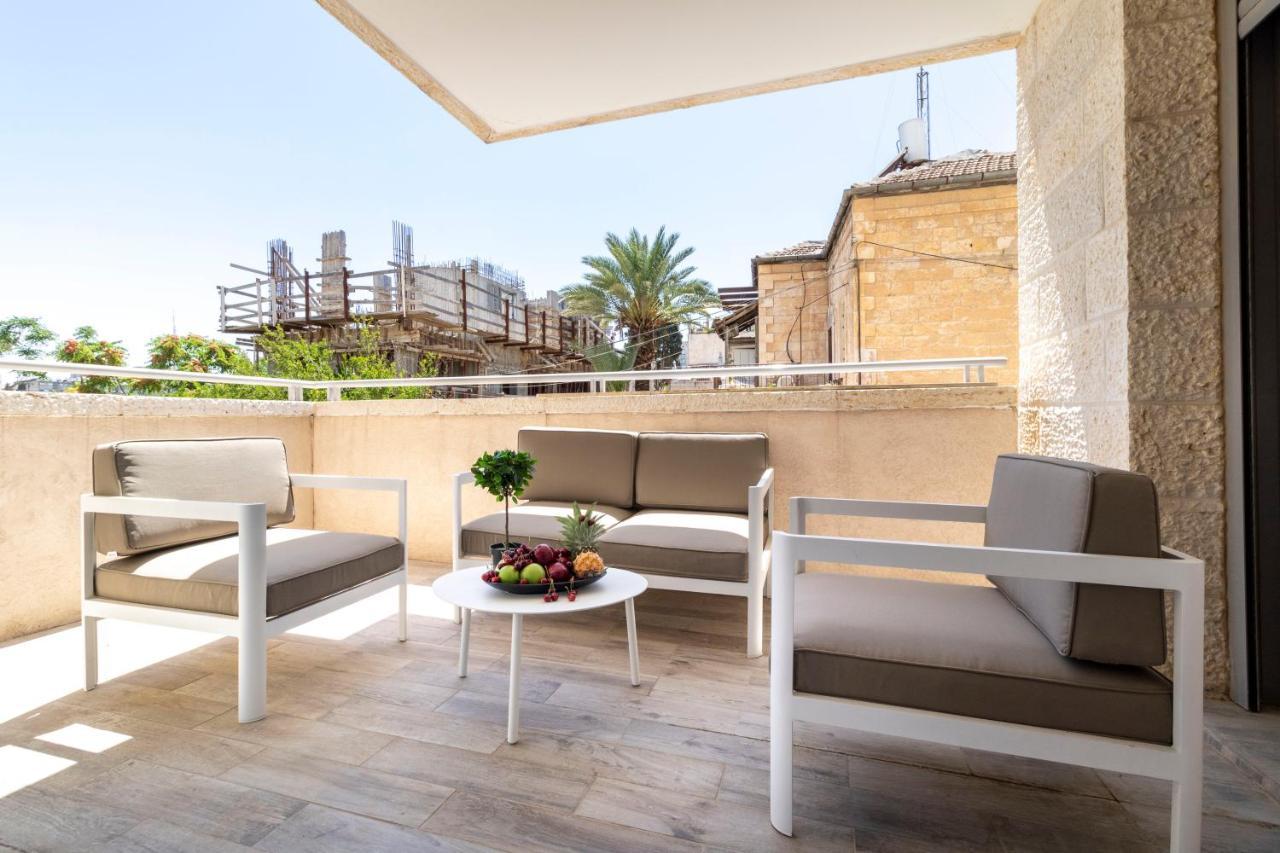 The Haneviim Suites - Isrentals Jerusalem Exterior photo
